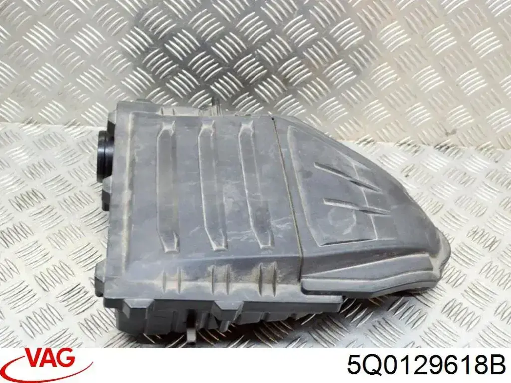 5Q0129618B VAG Tubo flexible de aspiración, filtro de aire
