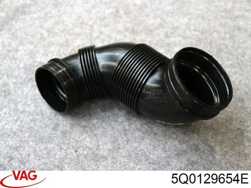 Conducto de aire, salida del filtro de aire VAG 5Q0129654E