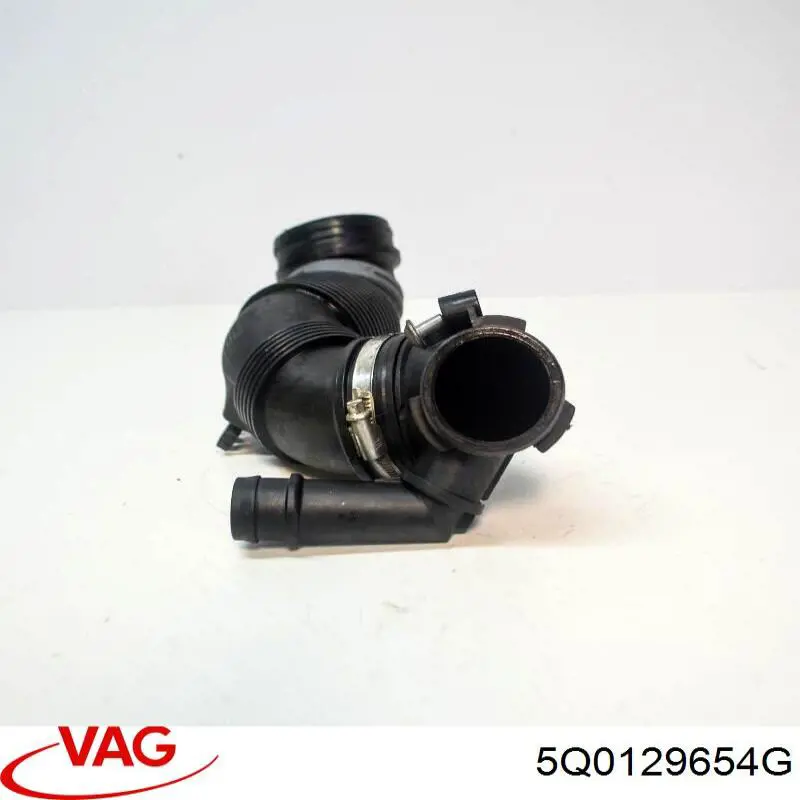 Tubo de admisión de aire al turbocompresor VAG 5Q0129654G precio, desde 53,72 EUR
