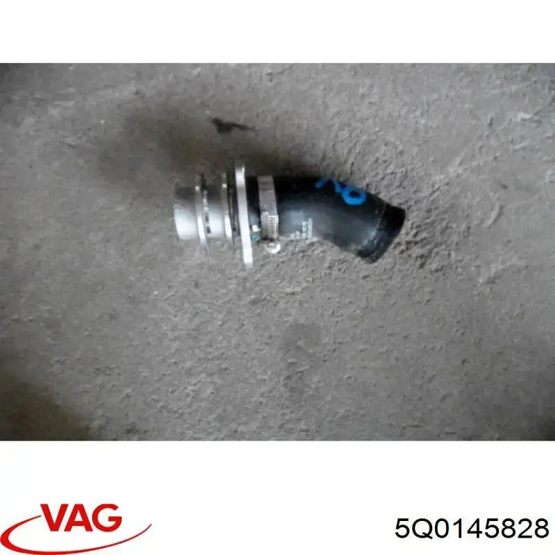5Q0145828 VAG Tubo de salida de aire del turbocompresor