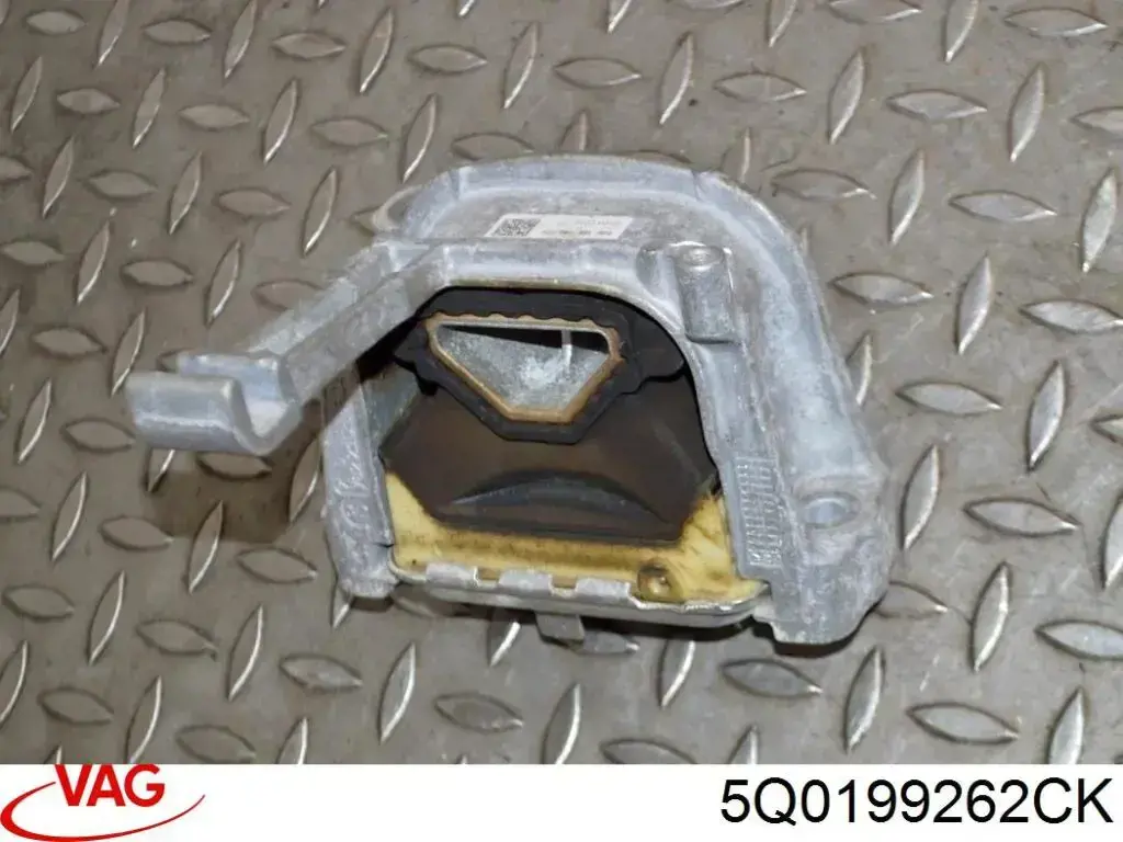 Soporte derecho de la transmisión Febi 108017
