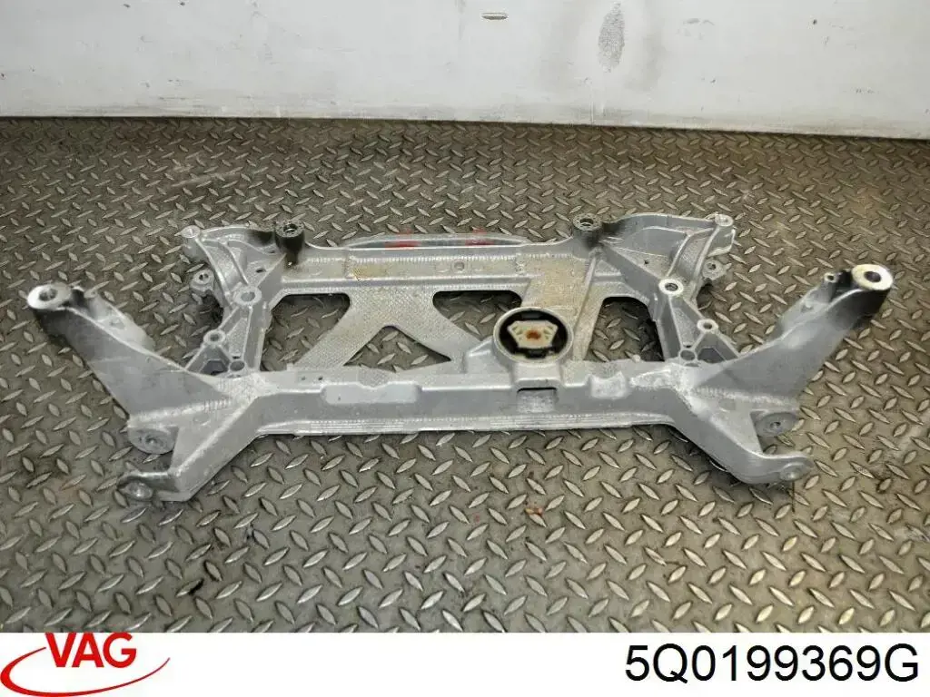 Subchasis delantero soporte motor VAG 5Q0199369G precio, desde 333,96 EUR