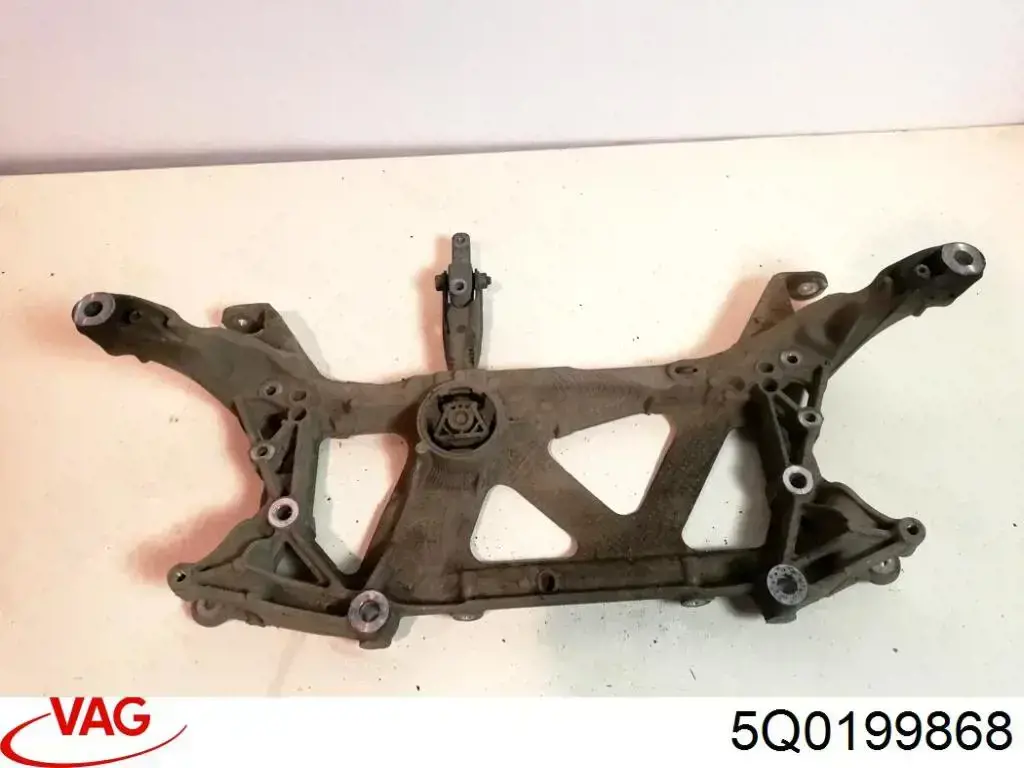 Buje silencioso del subchasis delantero VAG 5Q0199868 precio, desde 13,46 EUR