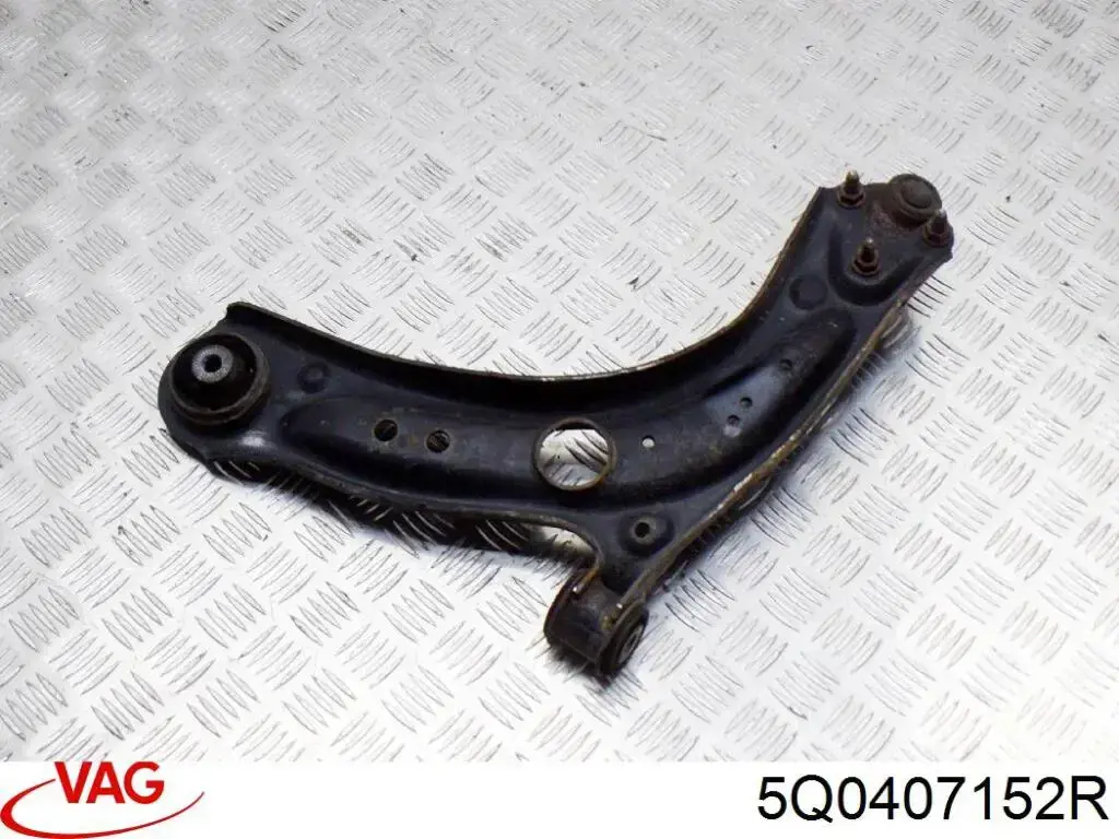 Comprar 5Q0407152R VAG Brazo inferior derecho de la suspensión delantera