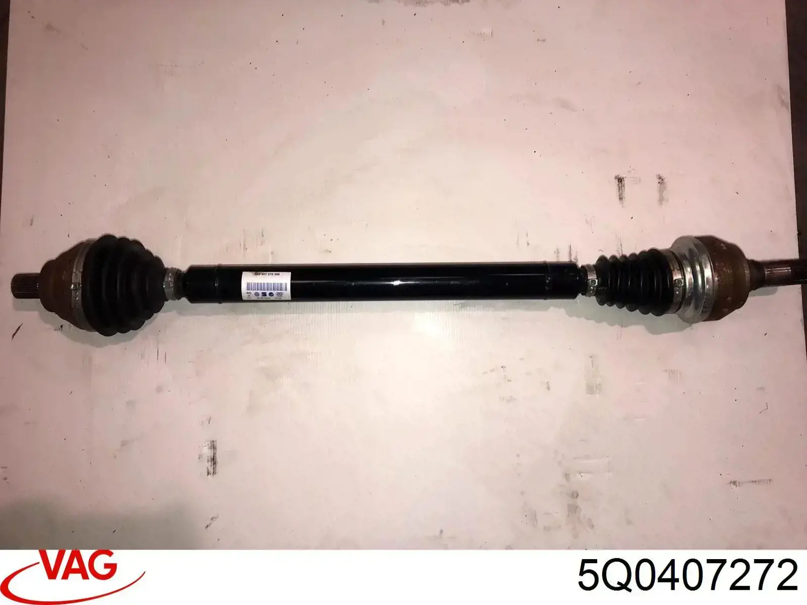 5Q0407272 VAG Semieje delantero derecho