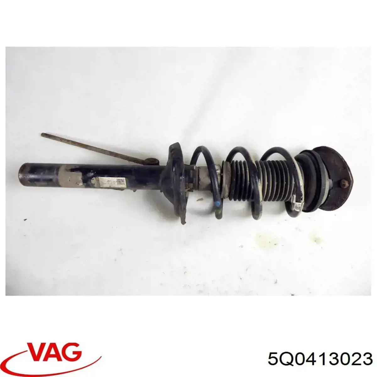 Amortiguador delantero derecho 5Q0413023 VAG