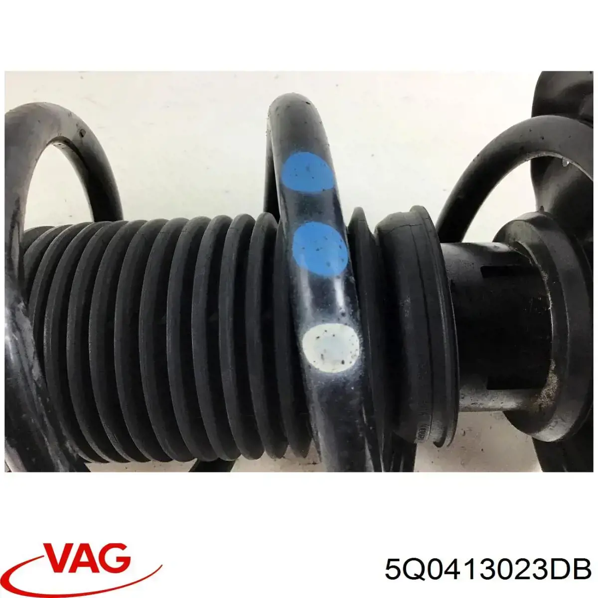 Amortiguador delantero VAG 5Q0413023DB
