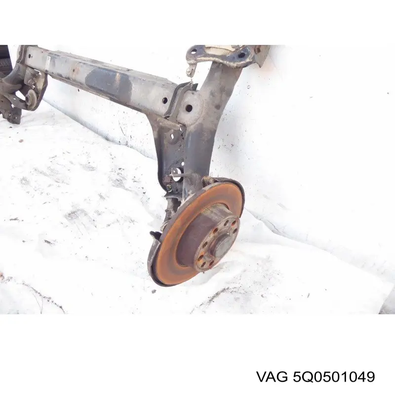 Subchasis trasero soporte motor VAG 5Q0501049BC precio, desde 287,06 EUR