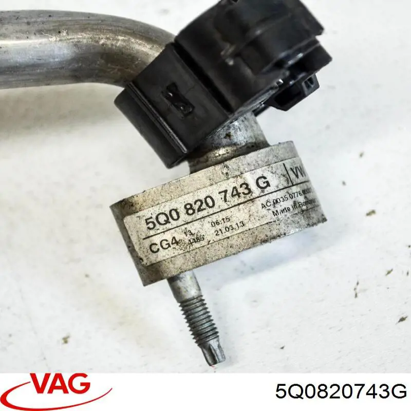 Manguera de aire acondicionado de evaporador al compresor 5Q0820743G VAG