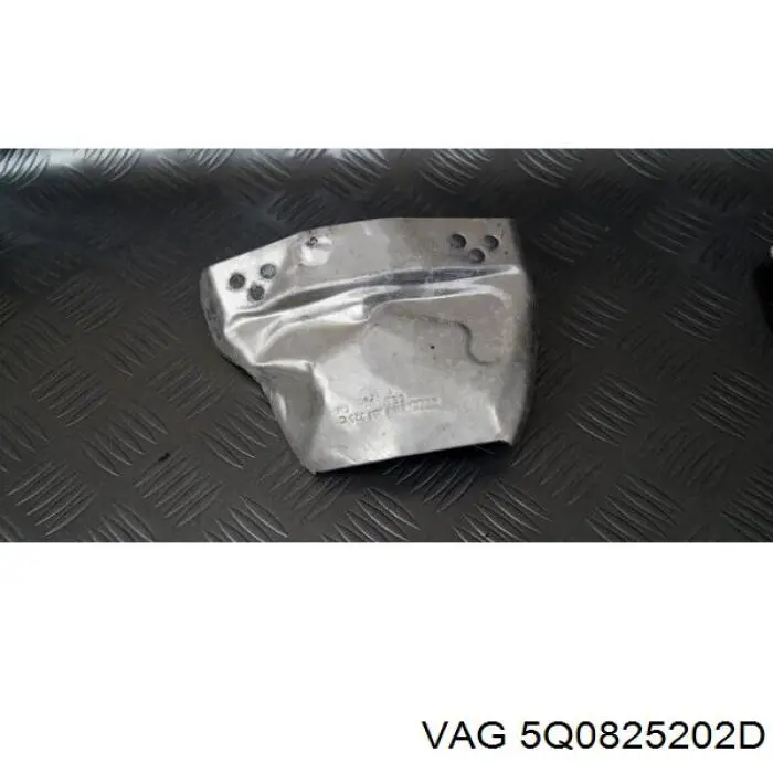 Protección inferior derecha VAG 5Q0825202AE