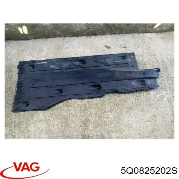 Protección inferior derecha VAG 5Q0825202M precio, desde 61,73 EUR