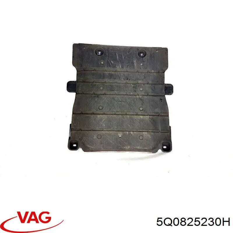 Protección inferior izquierda 5Q0825230H VAG