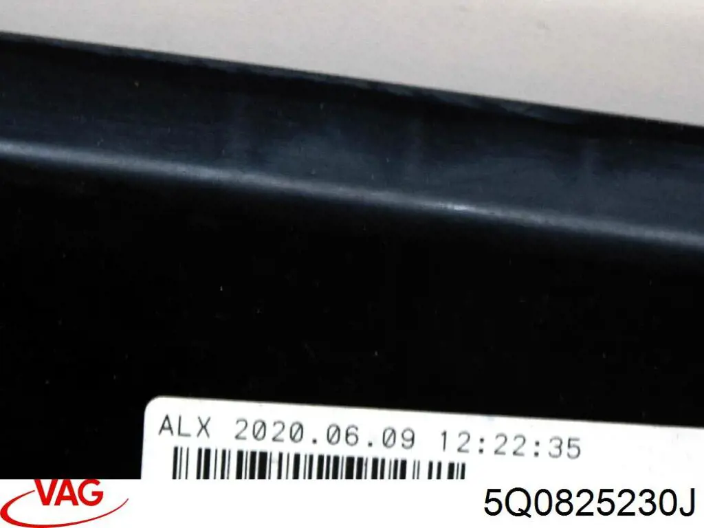 Comprar 5Q0825230J VAG Protección de bajos, parte central