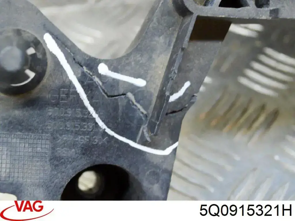 5Q0915321H VAG Montaje De Bateria (Soporte)