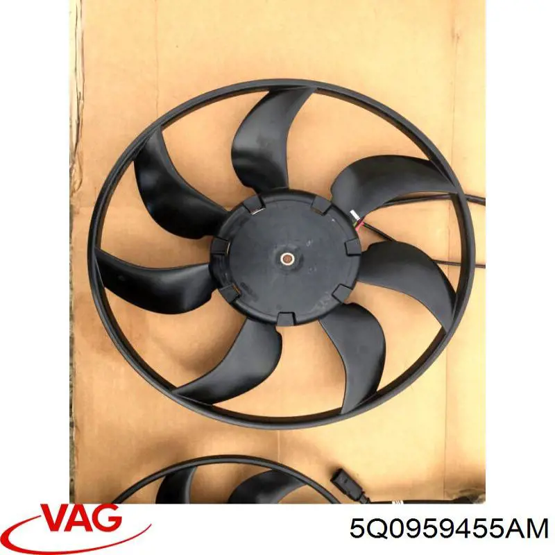 Ventilador eléctrico de refrigeración completo izquierdo (motor y hélice) VAG 5Q0959455AM precio, desde 158,83 EUR
