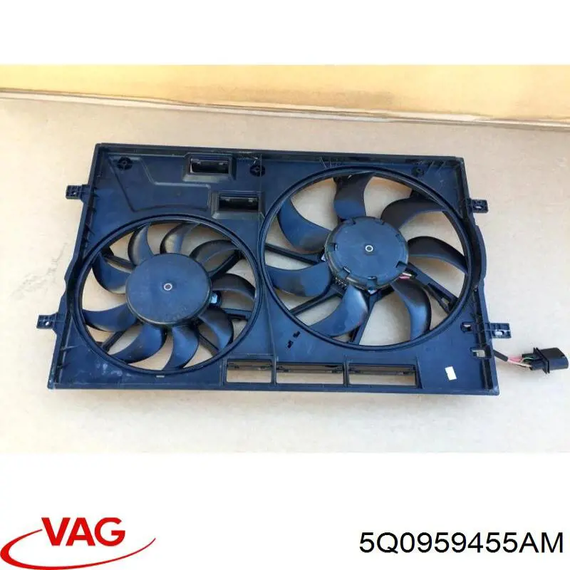 5Q0959455AM VAG Ventilador eléctrico de refrigeración completo izquierdo (motor y hélice)