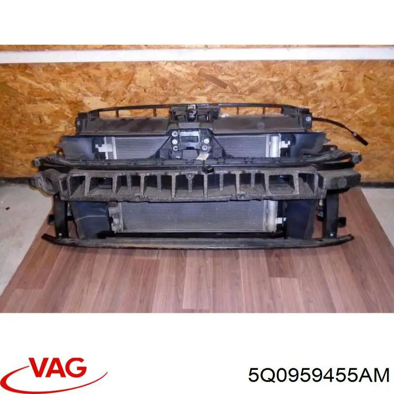 Comprar 5Q0959455AM VAG Ventilador eléctrico de refrigeración completo izquierdo (motor y hélice)