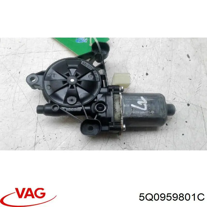 Motor del elevalunas eléctrico 5Q0959801C VAG