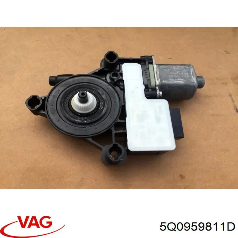 Comprar 5Q0959811D VAG Motor del elevalunas de la puerta trasera izquierda