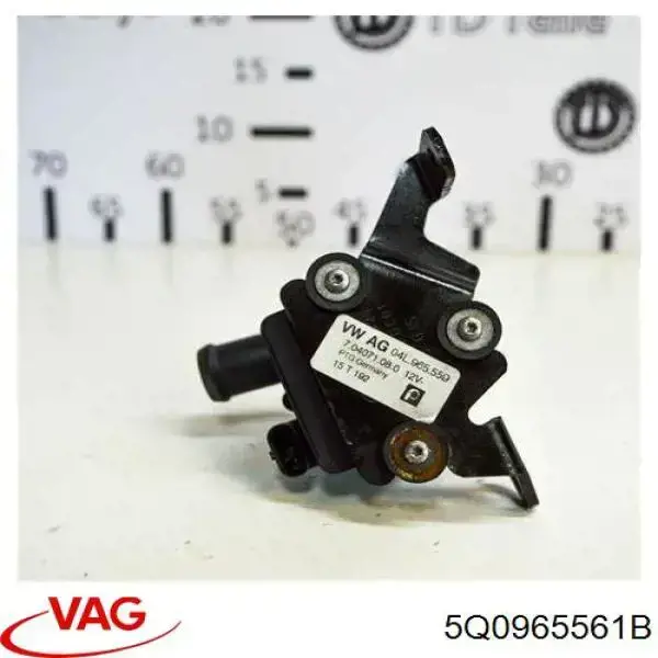 5Q0965561B VAG Bomba de agua eléctrica auxiliar