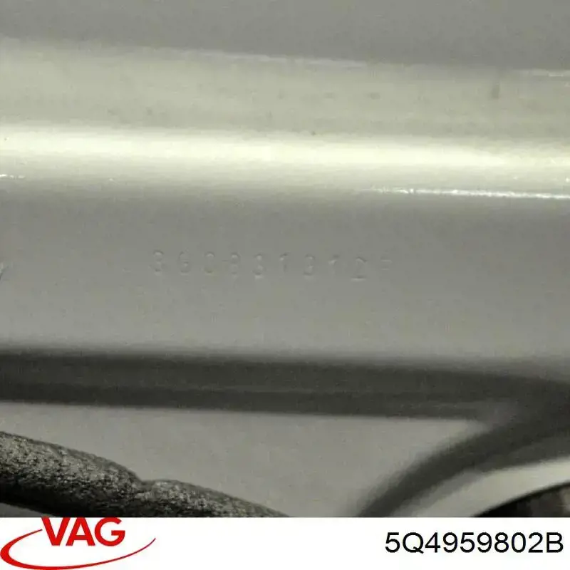 Motor del elevalunas de la puerta delantera derecha 5Q4959802B VAG