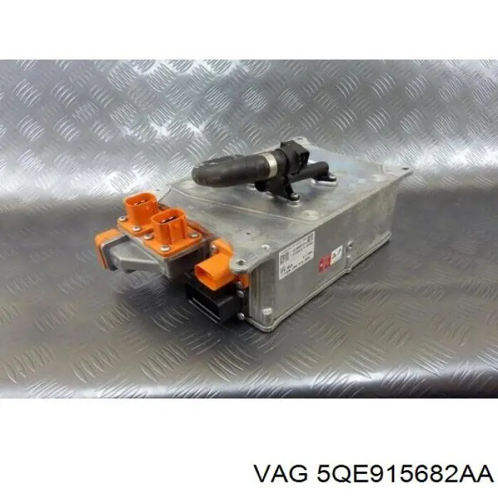 5QE915682K VAG 