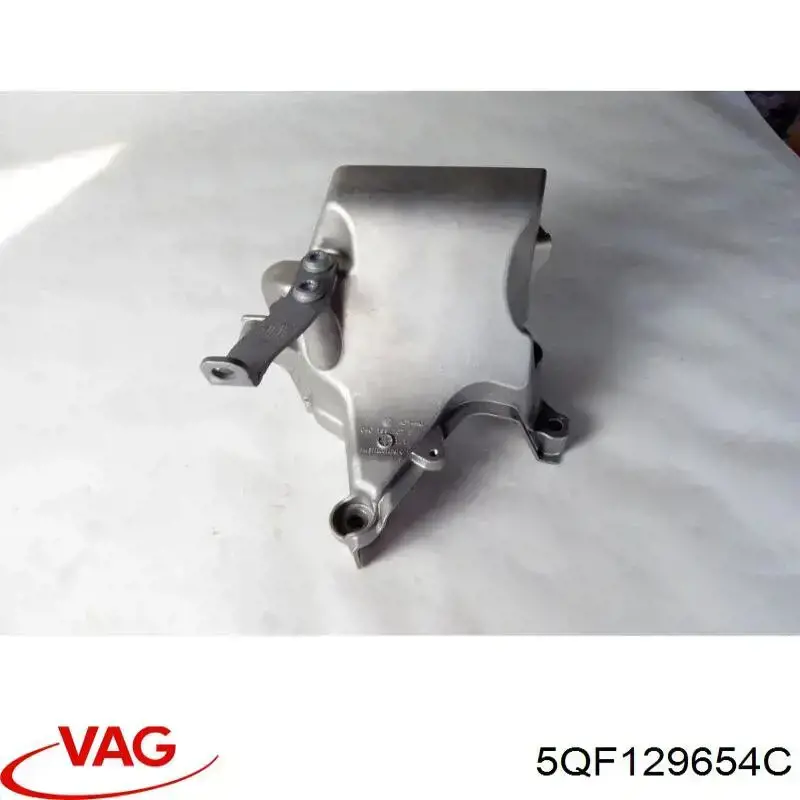 Comprar 5QF129654C VAG Conducto de aire, salida del filtro de aire