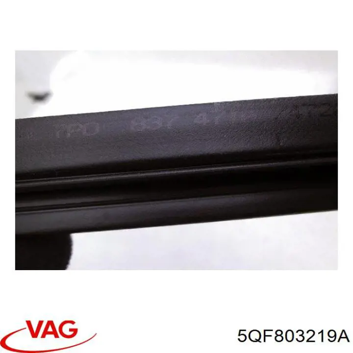 5QF803219A VAG Soporte de batería