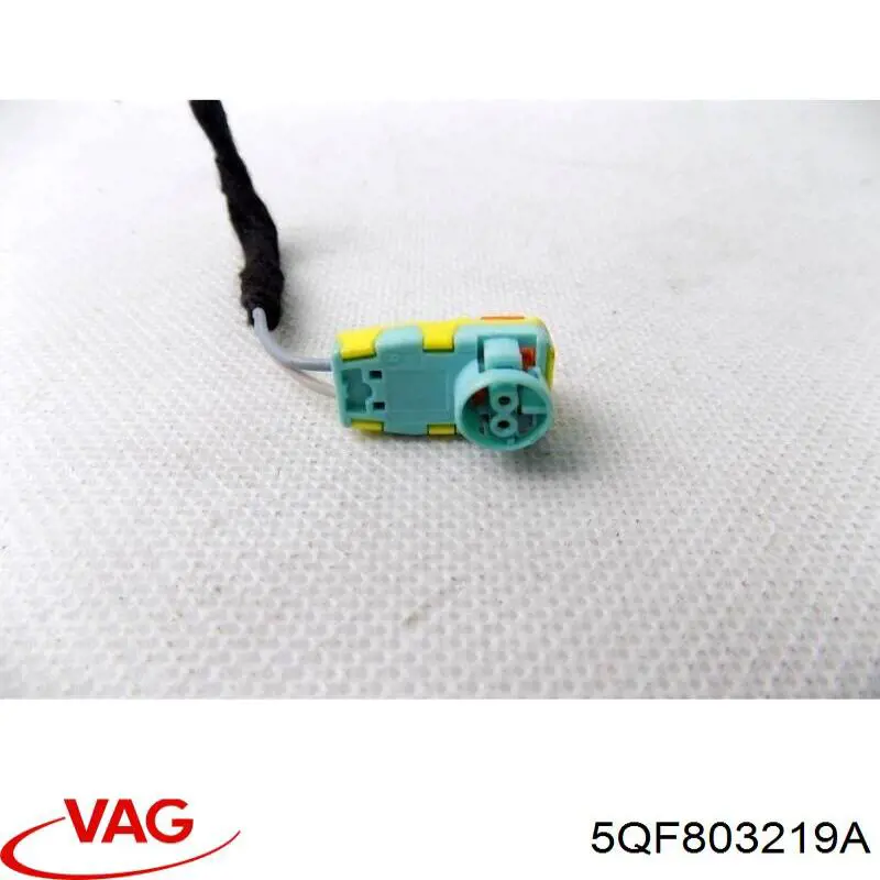Soporte de batería 5QF803219A VAG