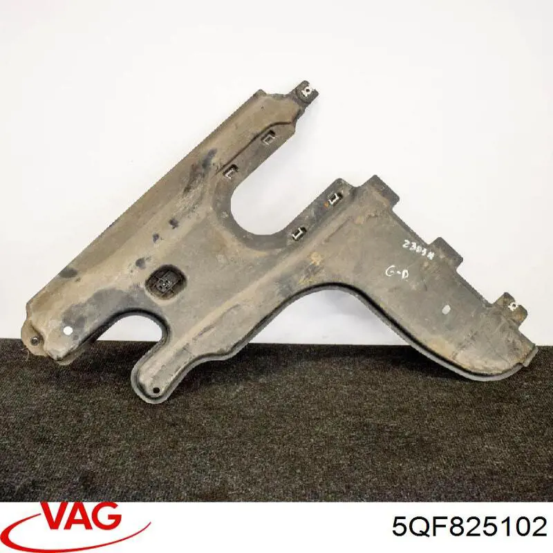 Protección inferior trasera derecha VAG 5QF825102 precio, desde 97,78 EUR
