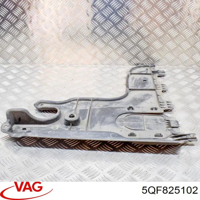 Comprar 5QF825102 VAG Protección inferior trasera derecha