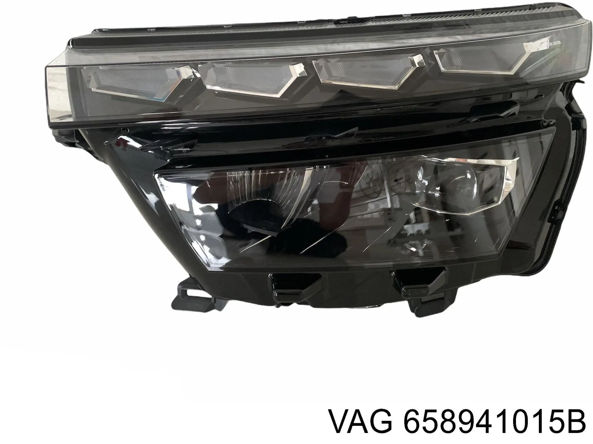 Faro VAG 658941015B precio, desde 680,52 EUR