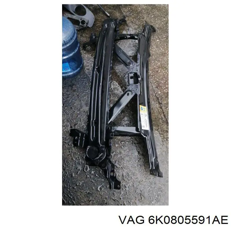 6K0805591AE VAG Soporte de radiador completo (panel de montaje para foco)