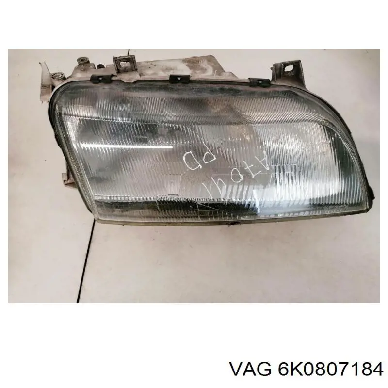 Guía derecha del parachoques delantero VAG 6K0807184 precio, desde 24,51 EUR