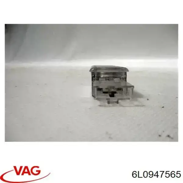 Comprar 6L0947565 VAG Luz de la guantera