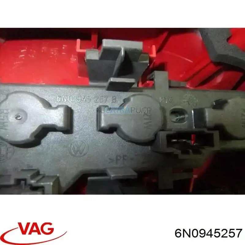 Portalámparas de luz trasera 6N0945257 VAG