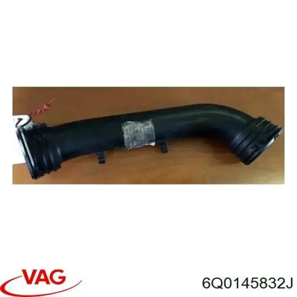 6Q0145832J VAG tubo flexible de aire de sobrealimentación inferior