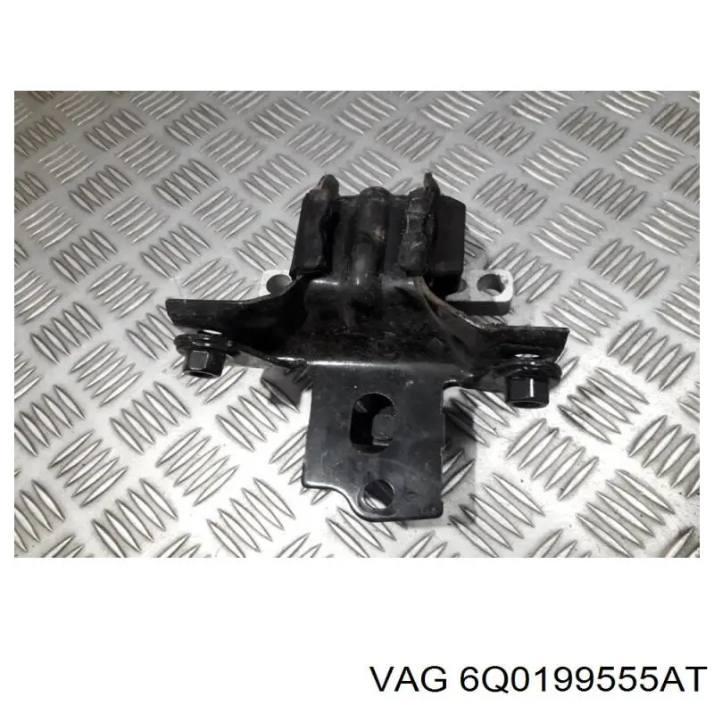 Soporte izquierdo del motor 6Q0199555AT VAG