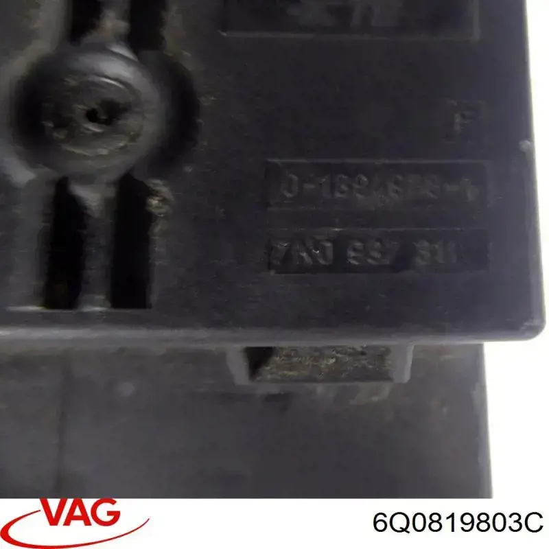 6Q0819803C VAG Conducto de aire central del salpicadero