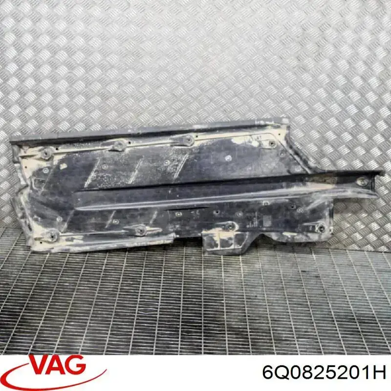 Comprar 6Q0825201H VAG Protección inferior izquierda