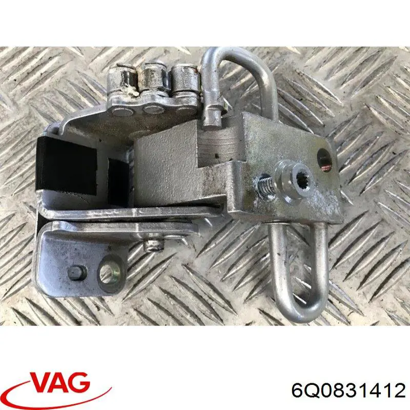 6Q0831412 VAG bisagra de puerta delantera derecha