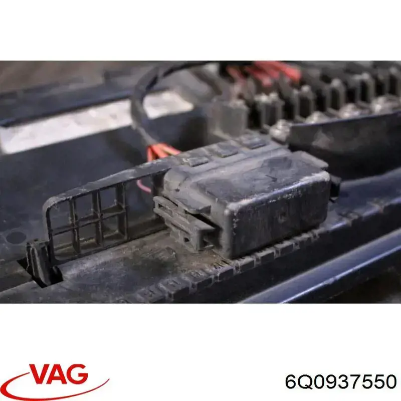 Caja de fusibles 6Q0937550 VAG