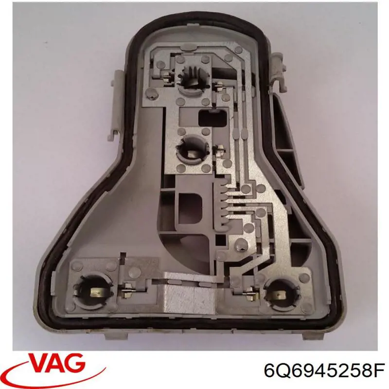 Portalámparas de luz trasera VAG 6Q6945258F precio, desde 45,78 EUR