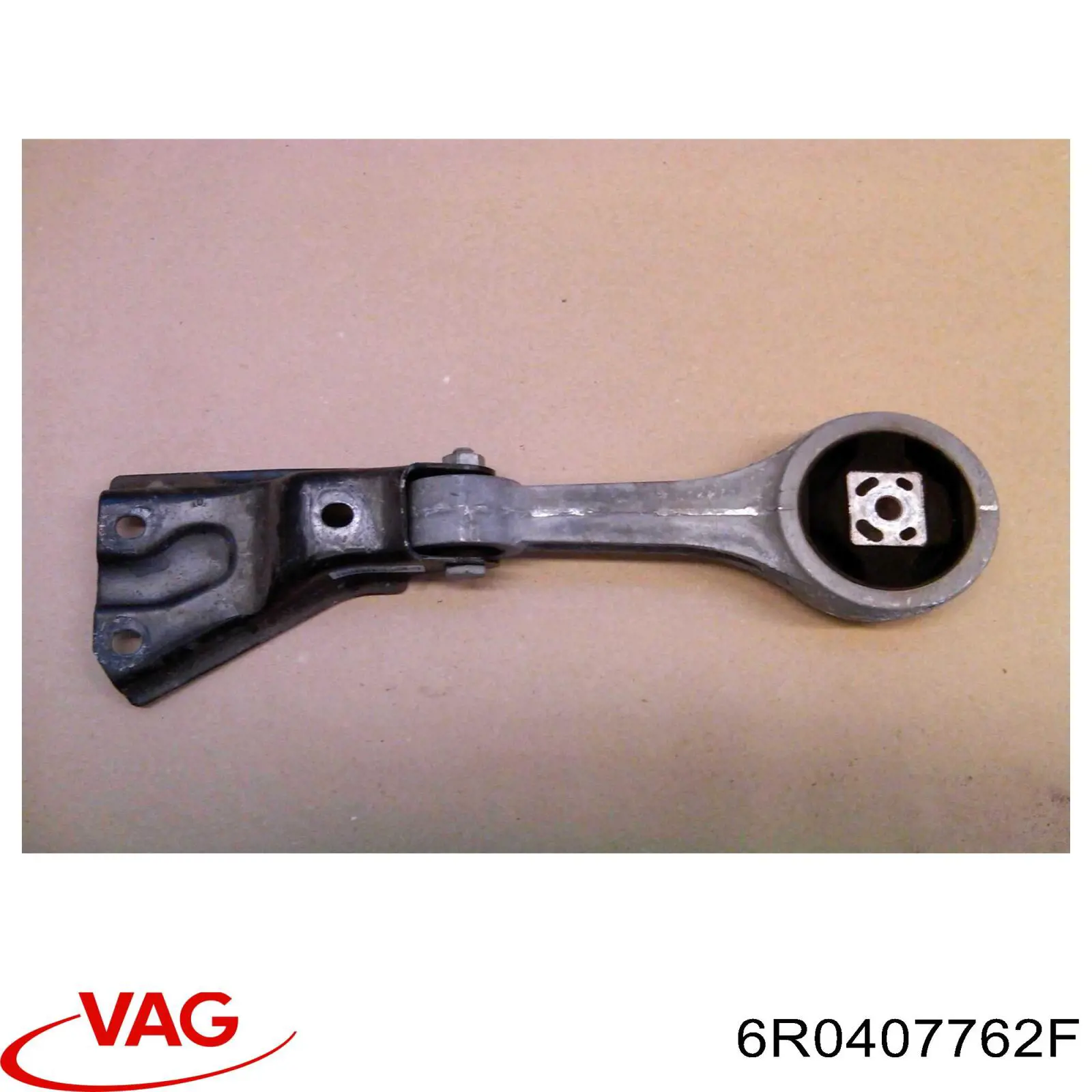 Semieje delantero derecho VAG 6R0407762F precio, desde 140,56 EUR
