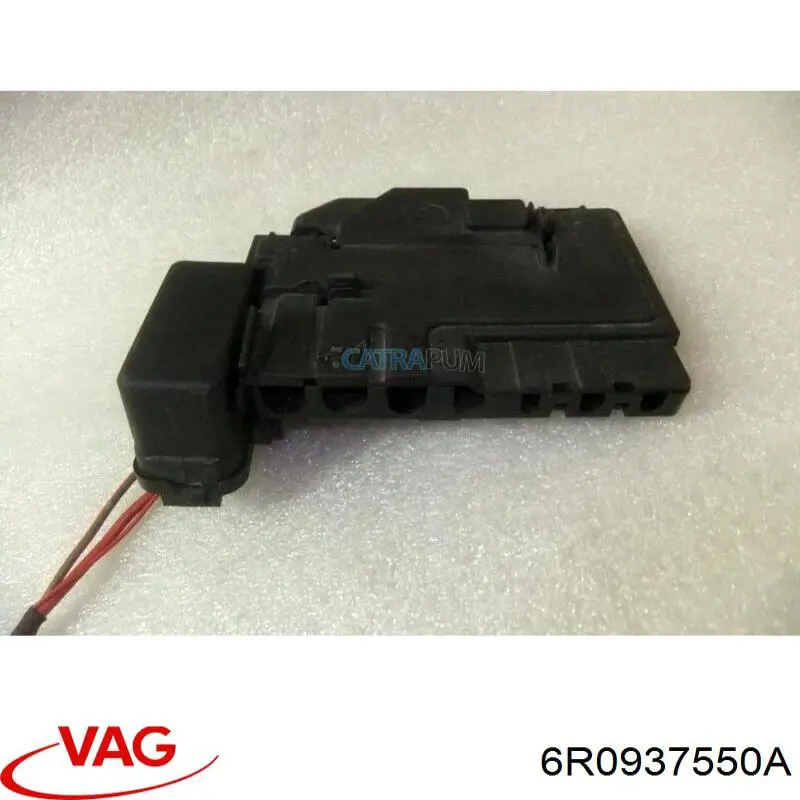 Caja reles VAG 6R0937550A