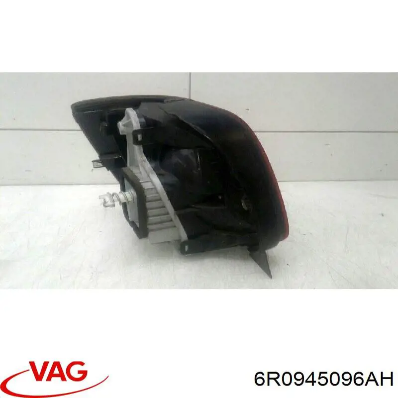Piloto trasero derecho VAG 6R0945096AH precio, desde 56,41 EUR