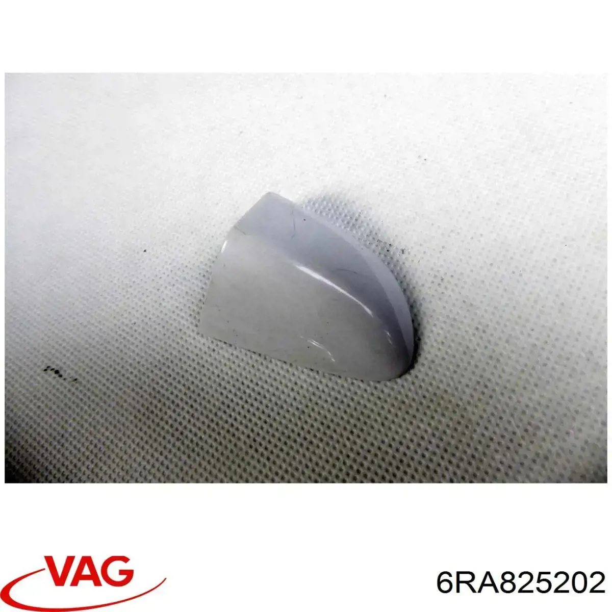 Protector de bajos delantero derecho VAG 6RA825202 precio, desde 70,19 EUR