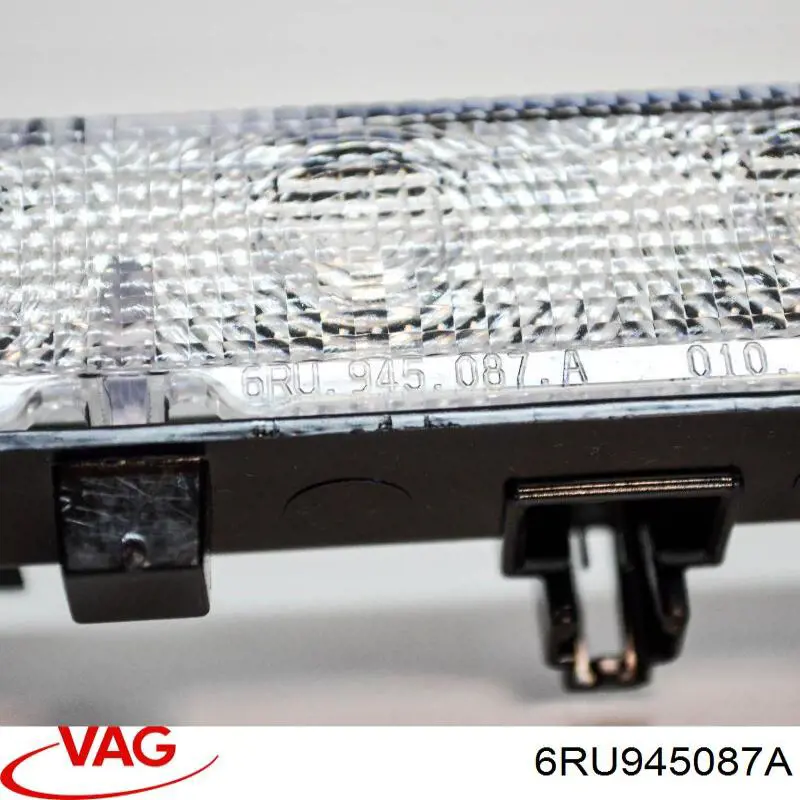  Tercera luz de freno Volkswagen Jetta 7