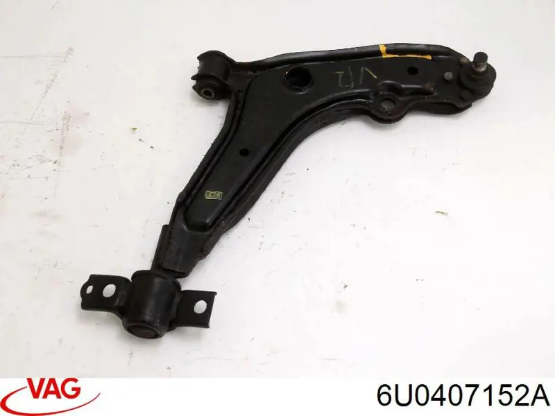 Comprar 6U0407152A VAG Brazo inferior derecho de la suspensión delantera
