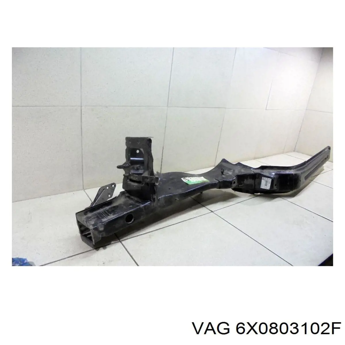 Longuero del chasis delantero derecho VAG 6X0803102F